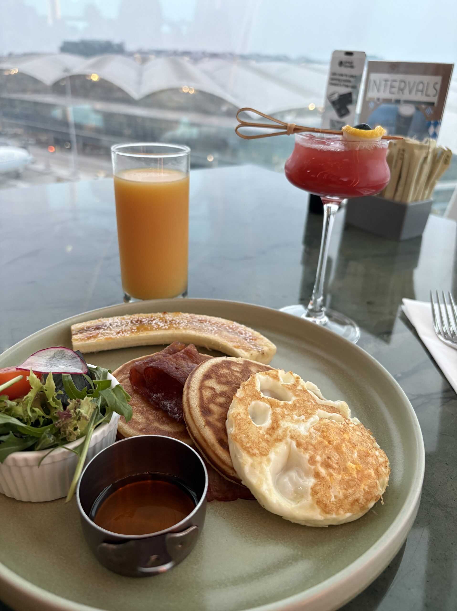 香港国際空港 Intervals ラウンジ朝食