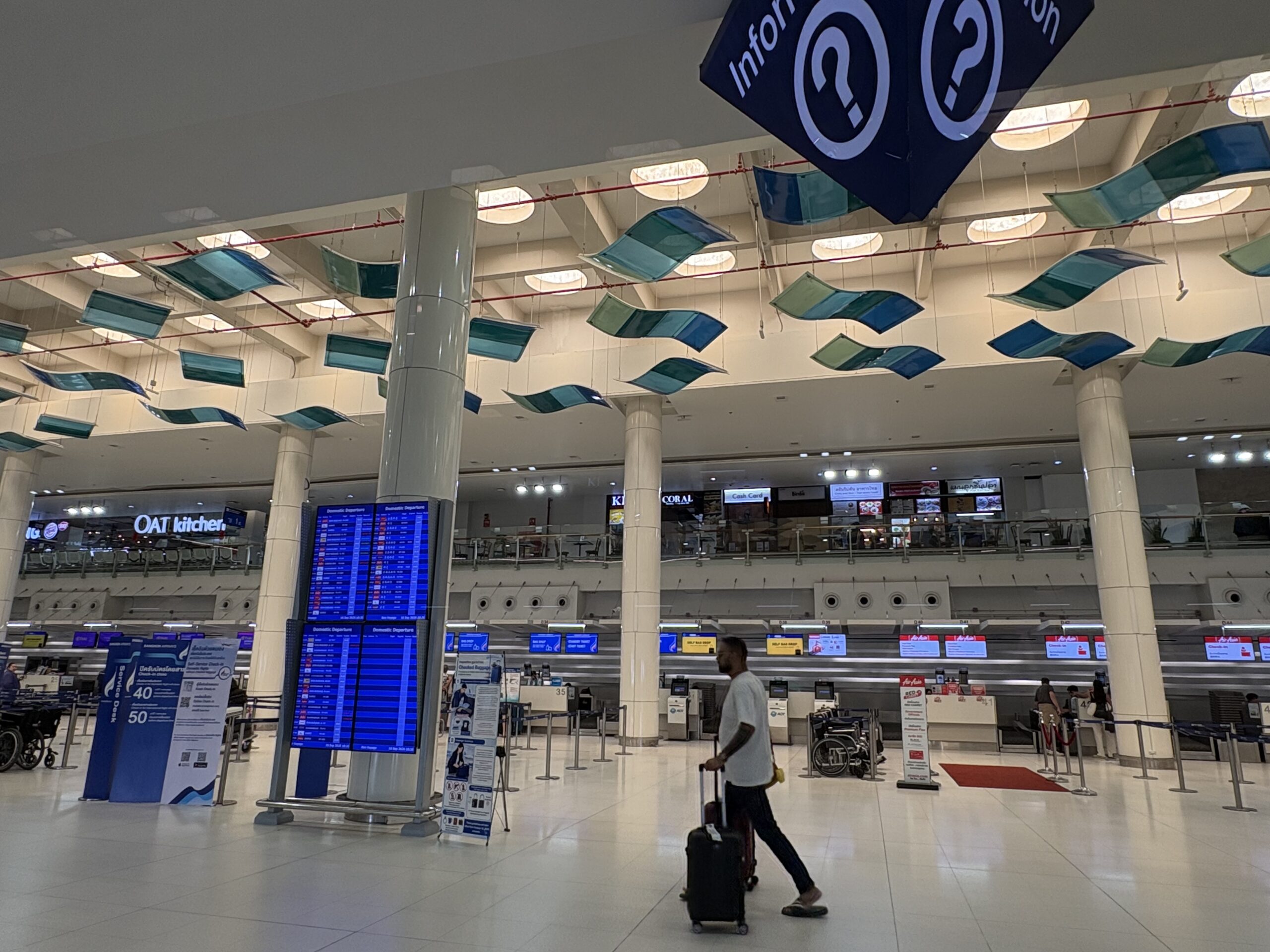 プーケット空港の国内線チェックインカウンター